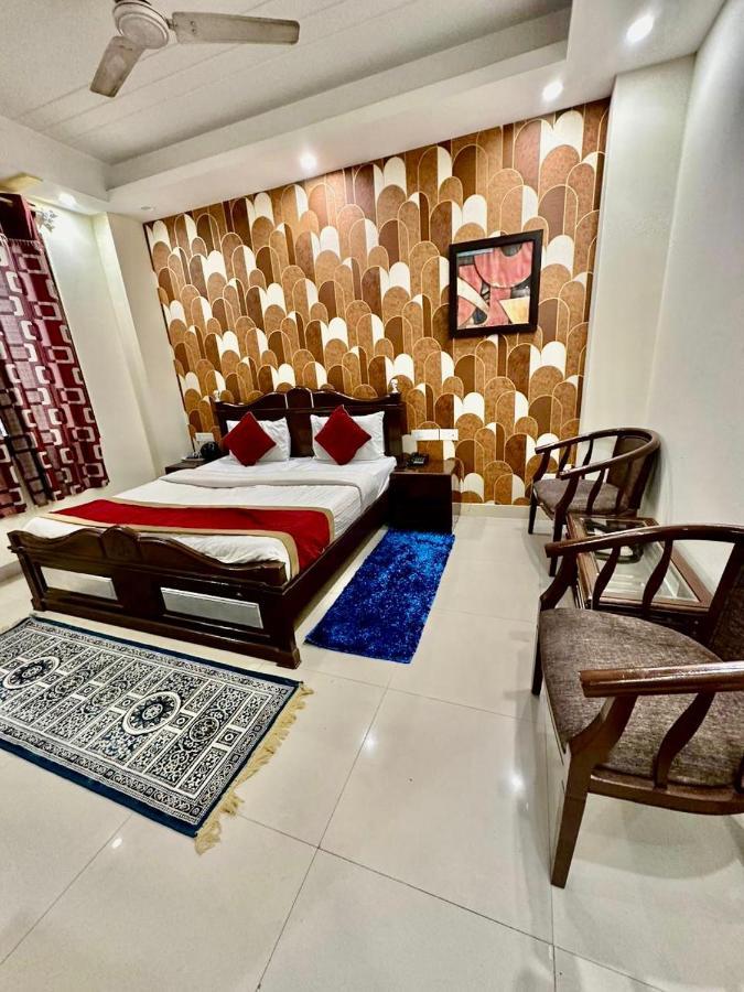 Hotel Vista Inn, Karol Bagh, New Delhi - Near Metro Exterior foto